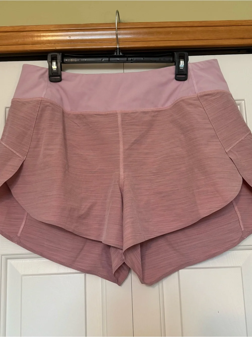 Athleta Pink Textured 3.5